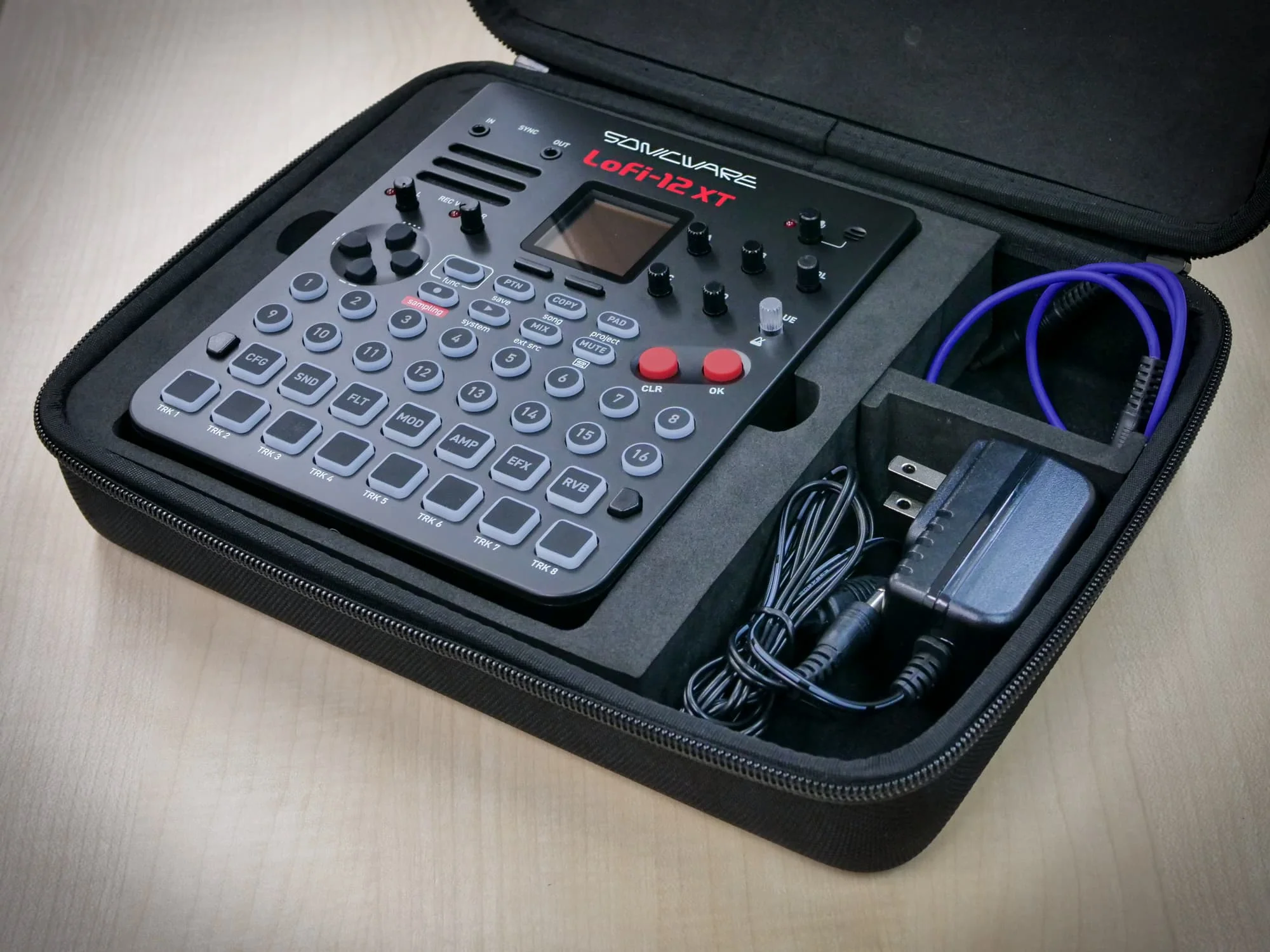 CyDrums/Lofi-12 XT/SmplTrek Carrying Case - Image 3