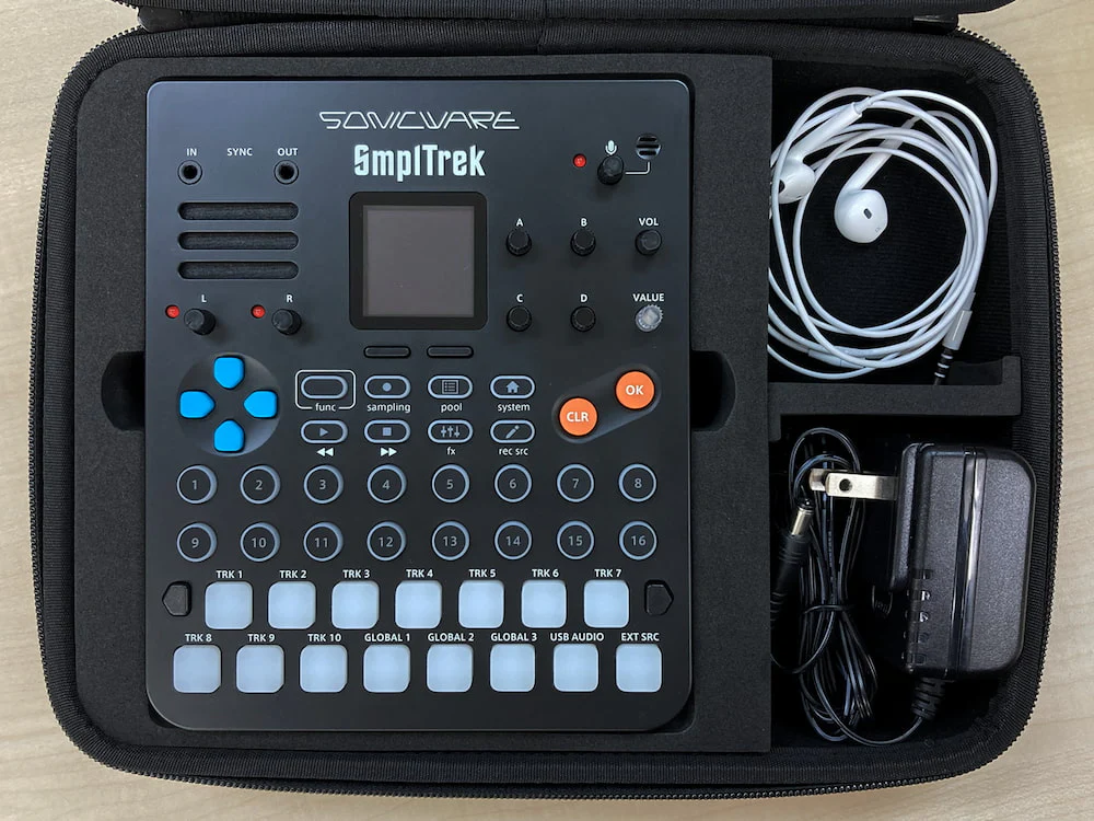 CyDrums/Lofi-12 XT/SmplTrek Carrying Case - Image 5